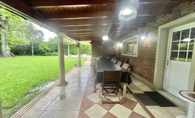Casa en alquiler temporario  Barrio Parque Pero
