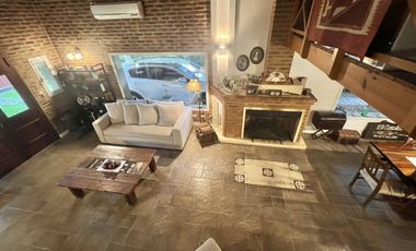 Casa en alquiler temporario  Barrio Parque Pero