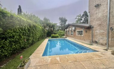 Casa en alquiler temporario  Barrio Parque Pero