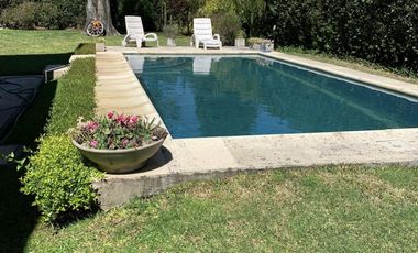 Casa en alquiler temporario  Barrio Parque Pero