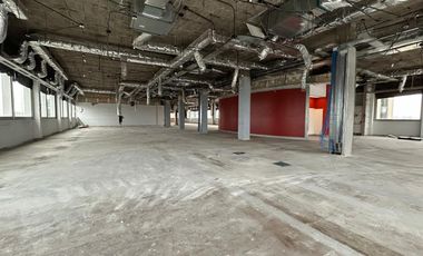 Alquiler oficina en Saavedra 2do piso (750 m2)