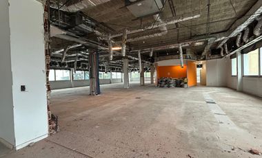 Alquiler oficina en Saavedra 2do piso (750 m2)