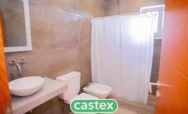 Casa en venta en barrio Terralagos, Canning