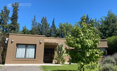 CASA EN VENTA EN SAN LUCAS - MAROTO PROPIEDADES