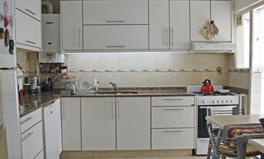 Departamento en venta de 4 ambientes mas dependencia en Belgrano