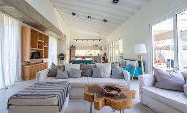 Casa en venta en barrio cerrado La Herradura