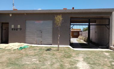Departamentos en venta - Local - 400Mts2 - Chascomús
