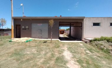 Departamentos en venta - Local - 400Mts2 - Chascomús