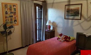 SE VENDE HERMOSA CASA
