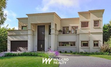 Casa en  Abril Club de campo