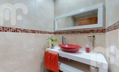 VENTA CASA DE 3 DORMITORIOS EN MIRALAGOS