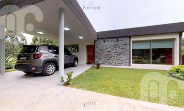 VENTA CASA DE 3 DORMITORIOS EN MIRALAGOS