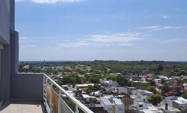 Zona Parque 1 D - Increible vista - Gran Balcon. Piso 8