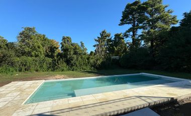 MODERNA CASA EN VENTA - CLUB DE CAMPO EL MORO - MARCOS PAZ
