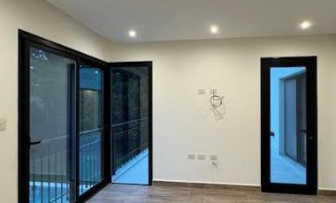 MODERNA CASA EN VENTA - CLUB DE CAMPO EL MORO - MARCOS PAZ