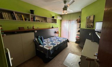 CHALET 4 AMBIENTES - OPORTUNIDAD EN GRAL SAN MARTÍN