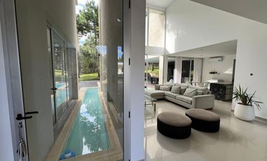 CASA VENTA COSTA ESMERALDA GOLF 3474