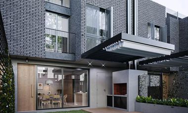 Cocheras grandes en Town Houses Green, en Fisherton