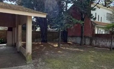 Casa en venta - 2 Dormitorios 1 Baño - Cochera - 317,71Mts2 - Mar del Tuyú