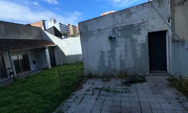 Casa en ph venta - 3 Dormitorios 1 Baño - 193Mts2 - Martínez, San Isidro