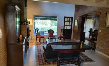 ALQ VERANO y VENTA | APTO CREDITO | CASA c/Jardin y Pileta | Barrio La Celina