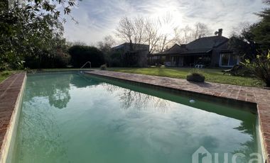 ALQ VERANO y VENTA | APTO CREDITO | CASA c/Jardin y Pileta | Barrio La Celina