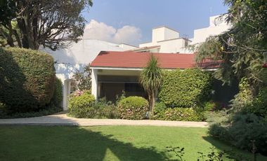 Casa en venta en cerrada.