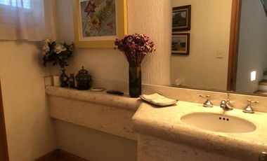 Casa en venta en cerrada.