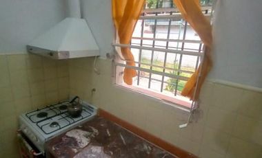 Casa en venta - 2 Dormitorios 1 Baño - 176Mts2 - Plátanos