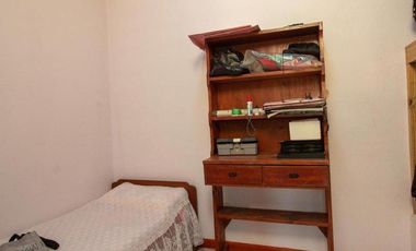 Local + 2 departamentos de 3 ambientes. Venta en BLOCK. Barrio San Carlos