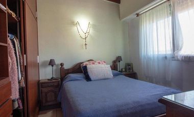 Local + 2 departamentos de 3 ambientes. Venta en BLOCK. Barrio San Carlos