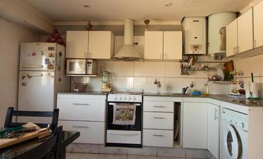 Local + 2 departamentos de 3 ambientes. Venta en BLOCK. Barrio San Carlos