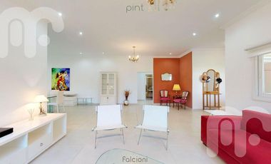 VENTA CASA DE 3 DORMITORIOS EN MIRALAGOS