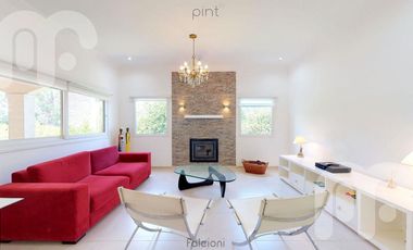 VENTA CASA DE 3 DORMITORIOS EN MIRALAGOS