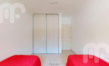 VENTA CASA DE 3 DORMITORIOS EN MIRALAGOS