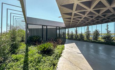 Terreno de 800m² con orientación Sur y amenities
