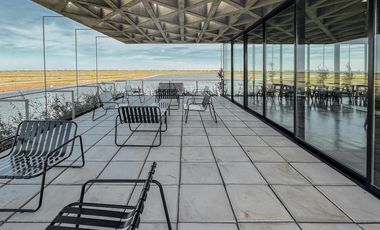 Terreno de 800m² con orientación Sur y amenities