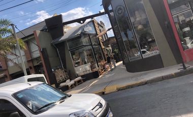 Local - Ciudad De Tigre