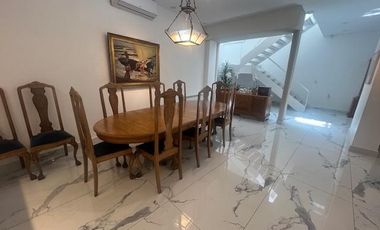 Alquiler Casa en Malasia y Gorostiaga Zona Embajadas Belgrano