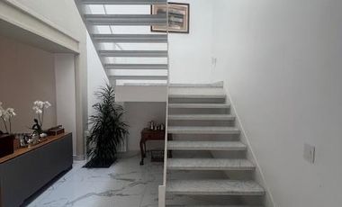 Alquiler Casa en Malasia y Gorostiaga Zona Embajadas Belgrano