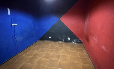 CASA EN VENTA 4 AMBIENTES Y GARAGE SAN CRISTOBAL OPORTUNIDAD