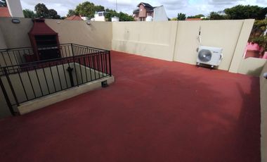 PH de 3 ambientes en Vicente López - Con patio y terraza propia