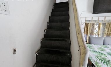 Venta de casa 4 ambientes con cochera y quincho en  Wilde