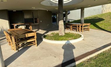 Venta Departamento en la ISLA DEL CANAL, NORDELTA frente al río