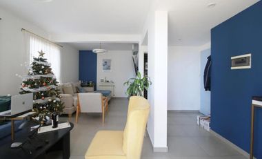 Departamento en venta - 2 Dormitorios 2 Baños - Cochera - 75Mts2 - Lomas de Zamora