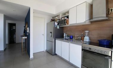 Departamento en venta - 2 Dormitorios 2 Baños - Cochera - 75Mts2 - Lomas de Zamora