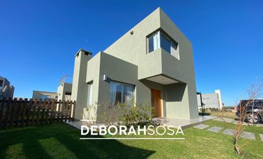 Casa en Alquiler Anual - Araucarias Puertos Zona Norte 4 amb Disponible Mayo 2025