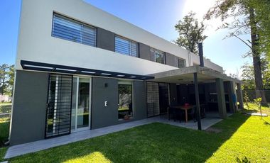 CASA 3 DORMITORIOS EN VENTA FISHERTON BARRIO CERRADO FINANCIACION