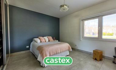 Moderna casa en venta en Terravista, General Rodriguez