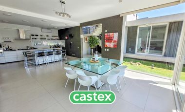 Moderna casa en venta en Terravista, General Rodriguez